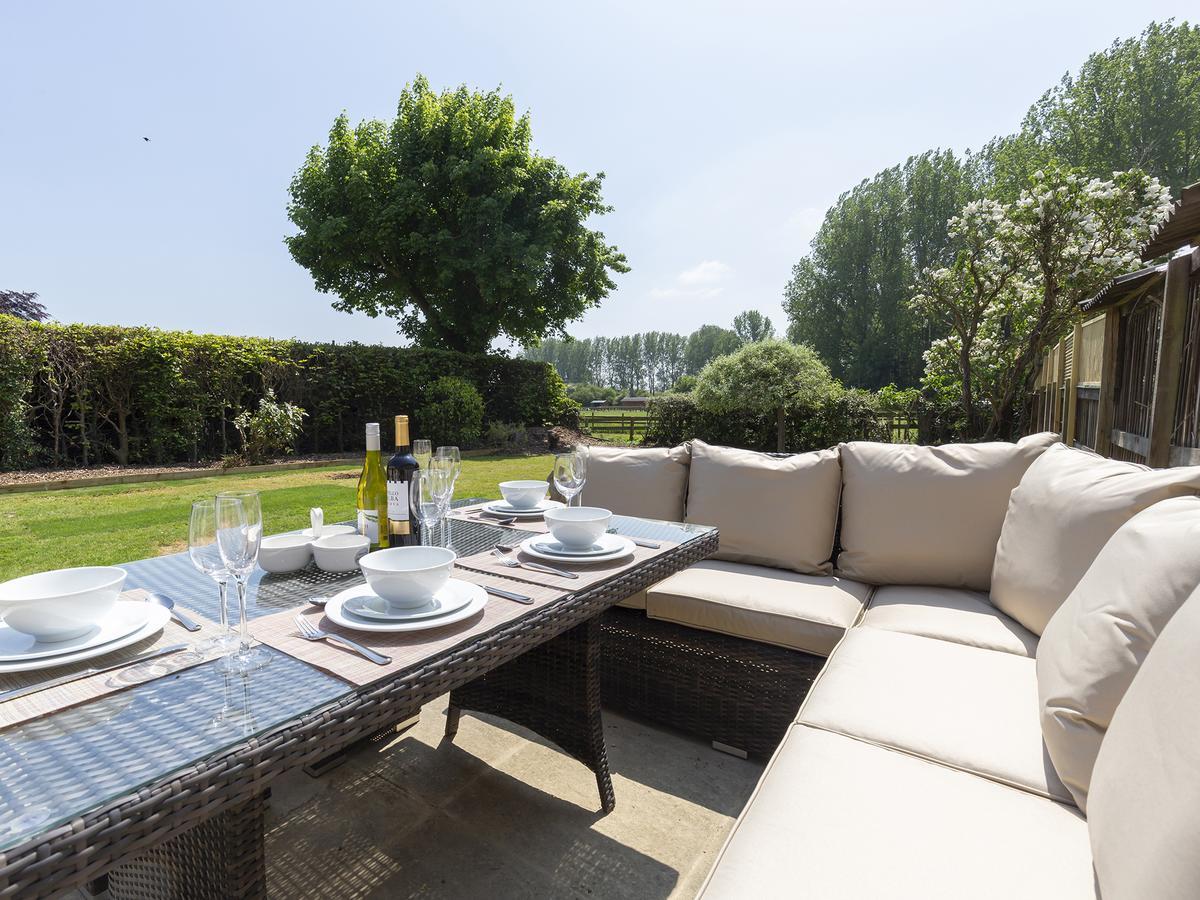 South Winds Villa Bourton-on-the-Water Екстериор снимка