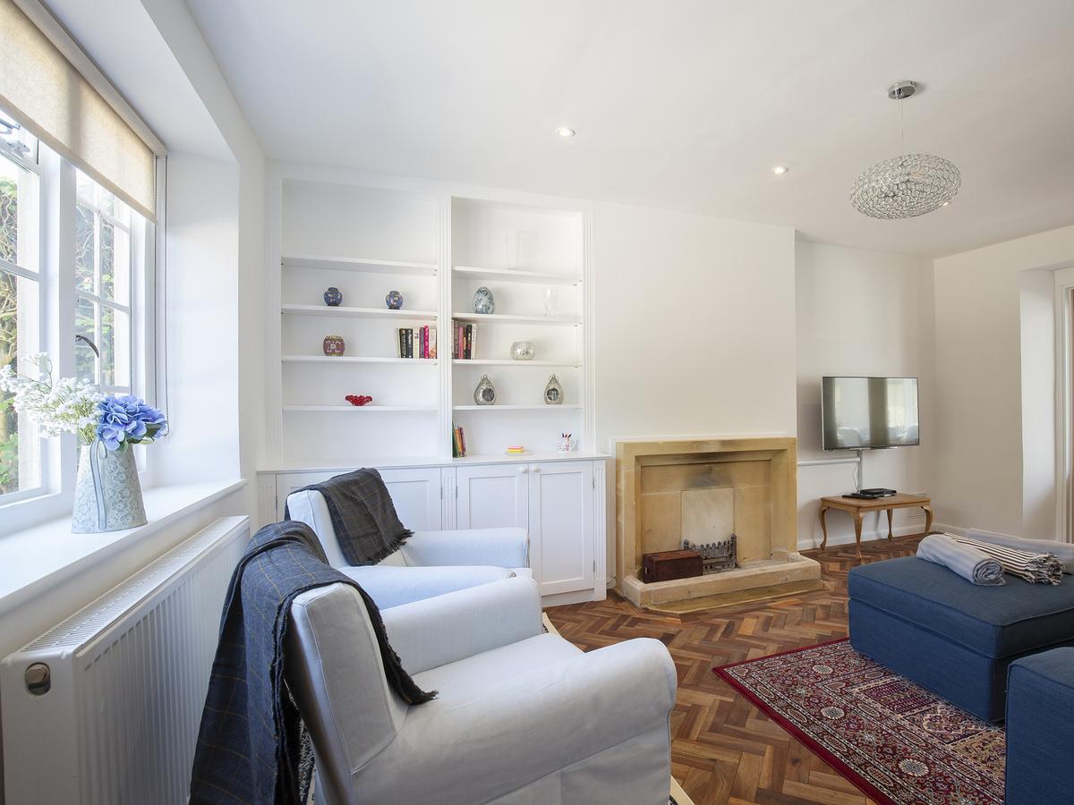 South Winds Villa Bourton-on-the-Water Екстериор снимка
